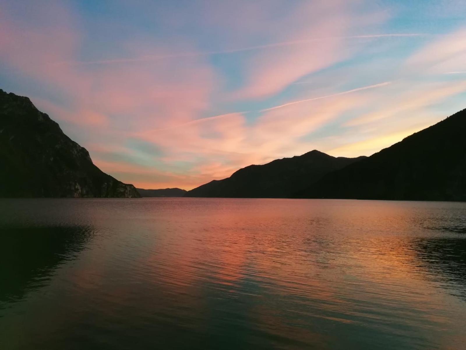 Ca Del Lac Castro  エクステリア 写真